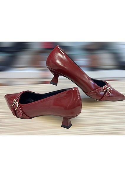 Toka Detaylı 3 cm Kadeh Topuklu Günlük Abiye Stiletto Kadın Ayakkabı fiyatları