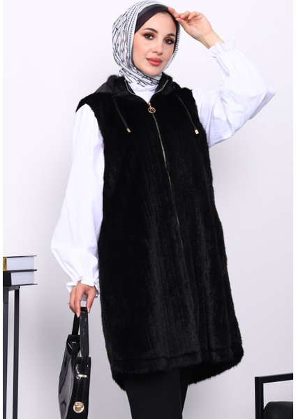 Siyah Kapşonlu Kürk yelek