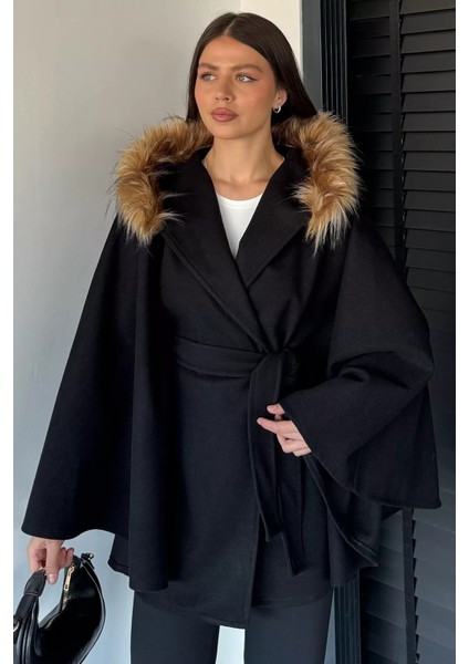 Kadın Kapüşonu Kürklü Bel Bağlamalı Panço P-00018971