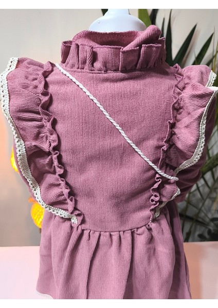 Uzun Kollu Dantel Detaylı Vintage Fitilli Kadife Çantalı Kız Çocuk Elbisesi