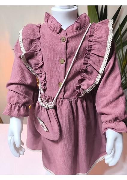 Uzun Kollu Dantel Detaylı Vintage Fitilli Kadife Çantalı Kız Çocuk Elbisesi