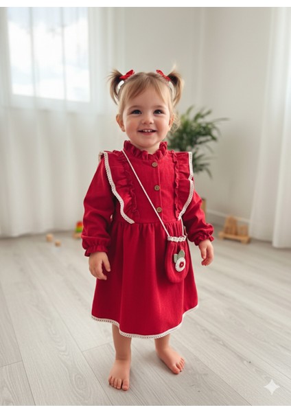 Uzun Kollu Dantel Detaylı Vintage Fitilli Kadife Çantalı Kız Çocuk Elbisesi
