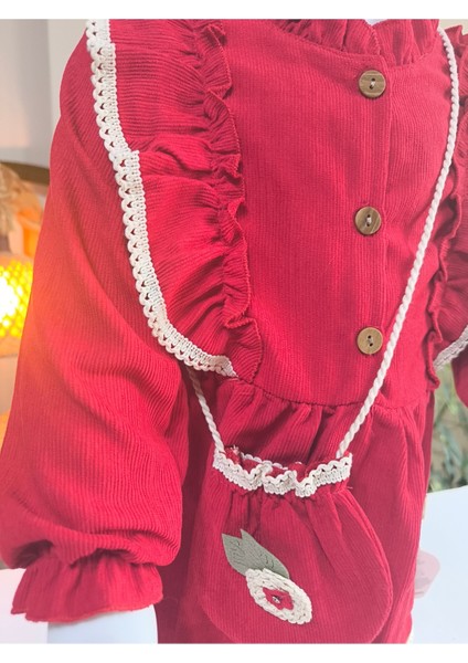 Uzun Kollu Dantel Detaylı Vintage Fitilli Kadife Çantalı Kız Çocuk Elbisesi