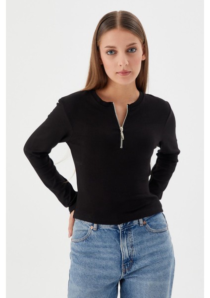 Yakası Fermuarlı Penye Body Sıyah