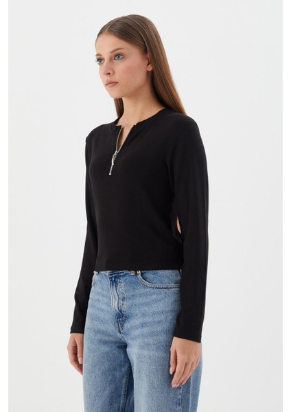 Yakası Fermuarlı Penye Body Sıyah fırsatları