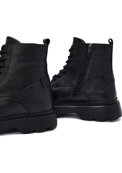 Erkek Siyah Fermuarlı Kalın Tabanlı Deri Bot 25WFD6857FT