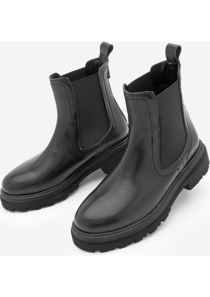Kadın Lastikli Fermuar Aksesuarlı Tırtıklı Kalın Taban Günlük Bot Rupit Siyah
