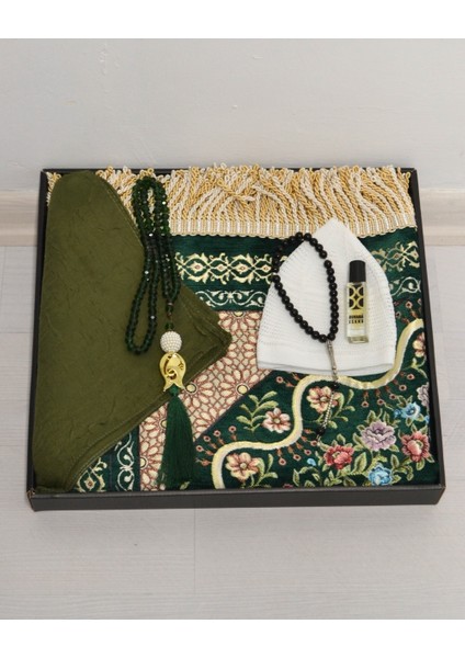 Çeyizlik Hediyelik Seccade Set – Astarlı Kadife Seccade, Eşarp, Kristal Tesbih, Erkek Tesbihi, Takke ve Esanslı Özel Kutulu Lüks Hediye fiyatları