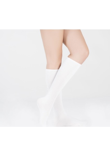 Kadın Beyaz Renkli Famliy Basic Dizaltı Çorap modelleri