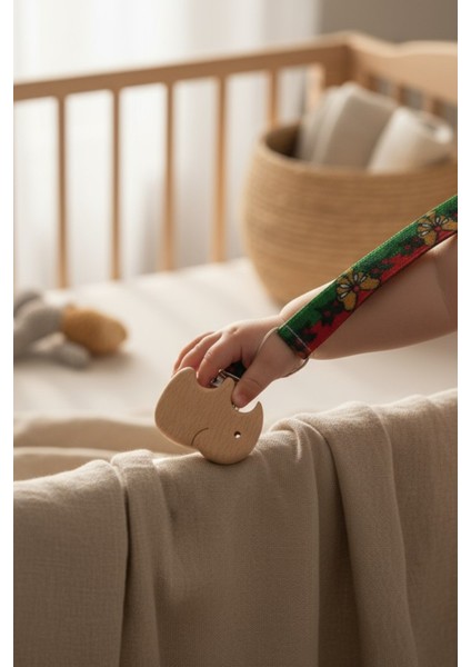 Fitifitibebe Yılbaşı Konsept Emzik Zinciri - Emzik Askısı Ahşap Uçlu Emzik Zinciri Emzik Tutucu fırsatları