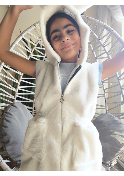 kız Çocuk Kapşonlu Kürklü Peluş Cepli Belden Büzgülü Içi Astarlı %100 Pamuk Yelek Beyaz indirimleri