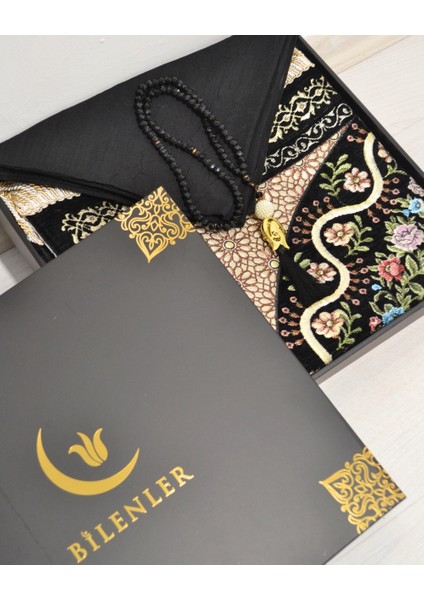 Çeyizlik Hediyelik Seccade Eşarp Tesbih Set – Kadife Astarlı Seccade, Eşarp, Kristal Tesbih Kutulu Lüks Hediye Seti fiyatları