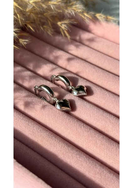 Beyaz Altın Kaplama Rodajı Bombeli Balon Kalpli Halka Küpe 925 Ayar Gümüş fiyatları