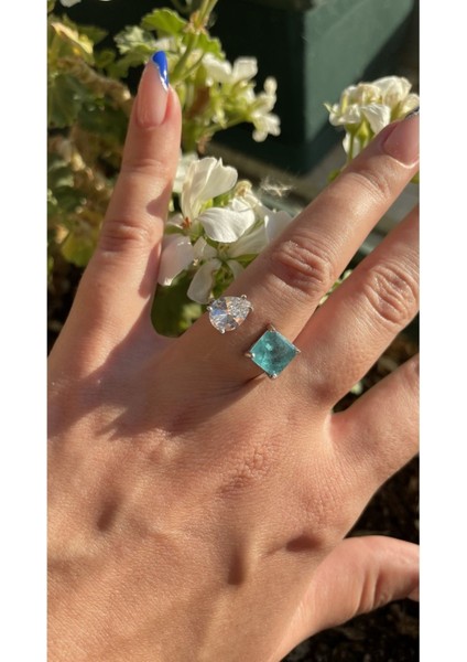 Rodyum Kaplama Mavi Yeşil Paraiba Taşlı Kare ve Beyaz Damla Ayarlanabilir 925 Ayar Yüzük indirimleri