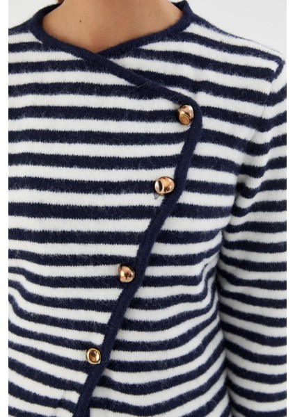 Çizgili Asimetrik Kesim Hırka Lacı fiyatları