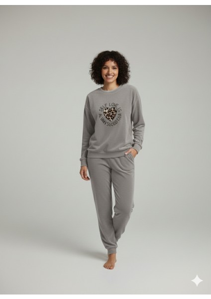 Kışlık Polar Kumaş Uzun Kol Kadın Pijama Takımı