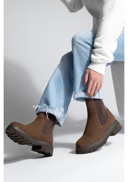 Kadın Lastikli Fermuar Aksesuarlı Tırtıklı Kalın Taban Günlük Bot Rupit Kahve Süet fiyatları