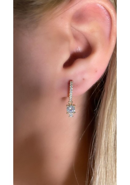 Beyaz Zirkon Taşlı Sallantılı Küpe