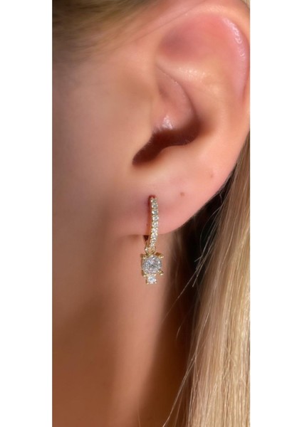 Beyaz Zirkon Taşlı Sallantılı Küpe fiyatları