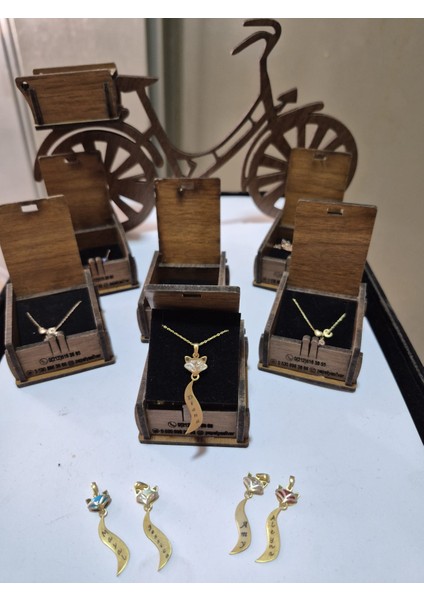 925 Ayar, Papatya Silver,tilki Kolye,kişiye Özel Kolye,opal Tilki Kolye,doğum Taşı Kolye.rose.gold.rodaj.gül Kolye.manolya Kolye. Yeşim Taşı Kolye.isimli Kolye.doğum Çiçeği Kolye. Doğum Günü Kolyesi, modelleri