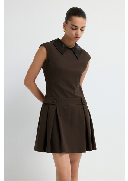 Yakası Taş Detaylı Gabardin Elbise Kahve 12445681000 indirimleri