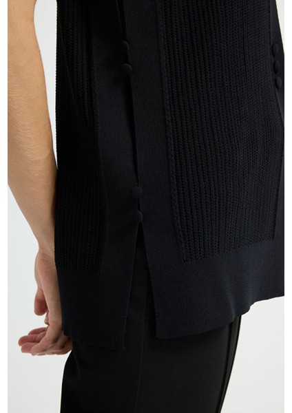 Düğme Detaylı Triko Yelek Siyah 17945600000 fiyatları