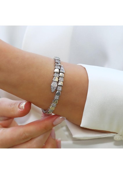 Zirkon Taşlı Serpent Modeli Gümüş Kelepçe