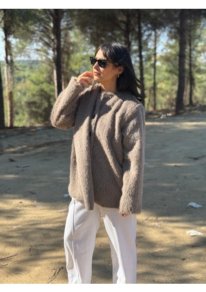 Kahverengi Kürk Atkılı Ceket