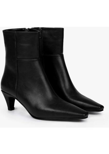 Kadın Noria Siyah Cilt Kısa Topuklu Bot