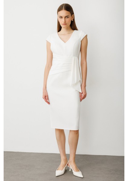 Beli Kuşaklı Midi Boy Gece Elbisesi fiyatları