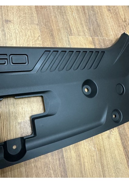 Chery Tiggo 8 Pro Ön Panjur Üst Bakalit 2022-2024 609000939AA fiyatları