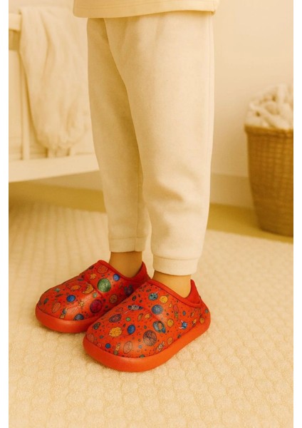 Peluş Içi Yünlü Kışlık Panduf Kırmızı Gezegen Desenli Çocuk Ev Terliği