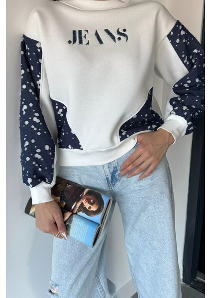 Kadın Bisiklet Yaka Ön Nakışlı Kot Garnili Şardonlu Sweatshirt P-00019009