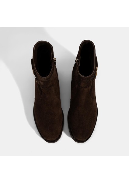 Kadın Kahve Metal Aksesuarlı Süet Bot