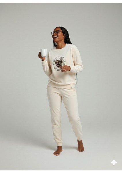 Kışlık Polar Kumaş Uzun Kol Kadın Pijama Takımı