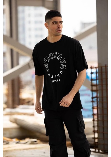 Unisex Bisiklet Yaka Baskılı Oversize T-Shirt - Siyah fırsatları