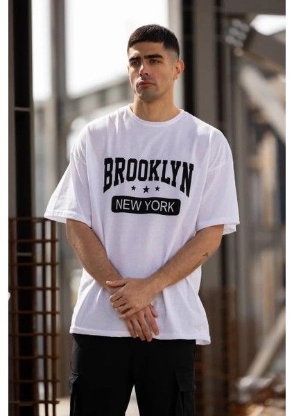 Unisex Bisiklet Yaka Baskılı Oversize T-Shirt - Beyaz modelleri