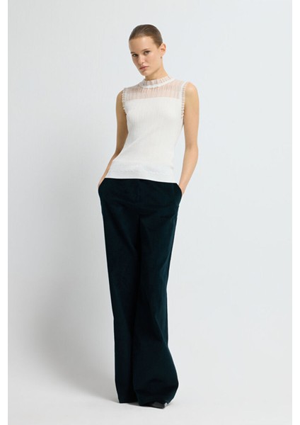 Tül Detaylı Kolsuz Triko Bluz Kemik 11544676001 modelleri