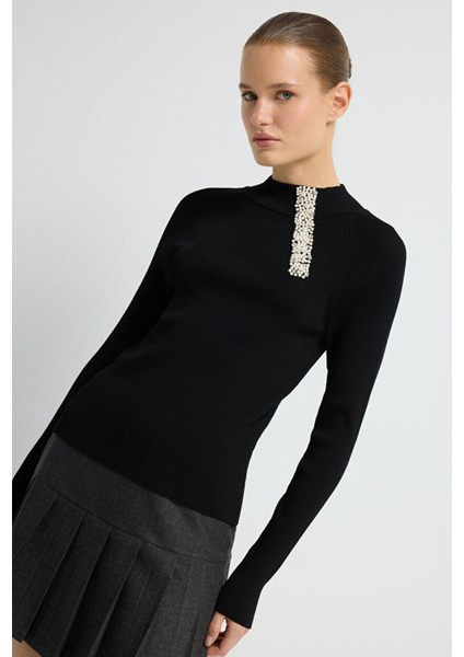 Yakası Detaylı Triko Kazak Siyah 13945643000 fırsatları