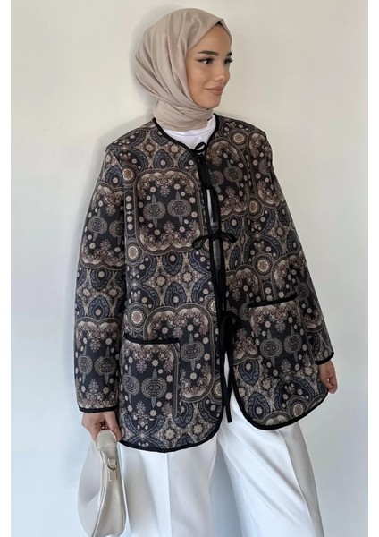 Ön Bağlamalı Kapitoneli Desenli Tesettür Ceket P-00018988 fiyatları