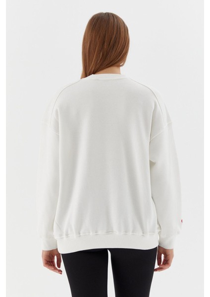 Kalp Işleme Detaylı Sweatshirt Ekru indirimleri