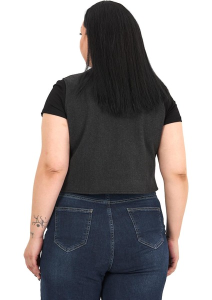 Büyük Beden Düğme Kapamalı Cep Kapaklı Astarlı Kısa Kaşe Koyu Gri Yelek modelleri