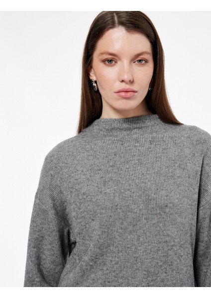 Uzun Kollu Yuvarlak Kayık Yaka Fitilli Tişört fiyatları