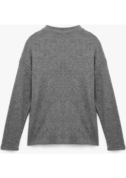 Uzun Kollu Yuvarlak Kayık Yaka Fitilli Tişört modelleri