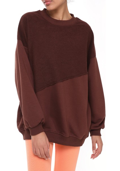 Kadın Bisiklet Yaka Garnili Sırt Detaylı Oversize Sweatshirt indirimleri