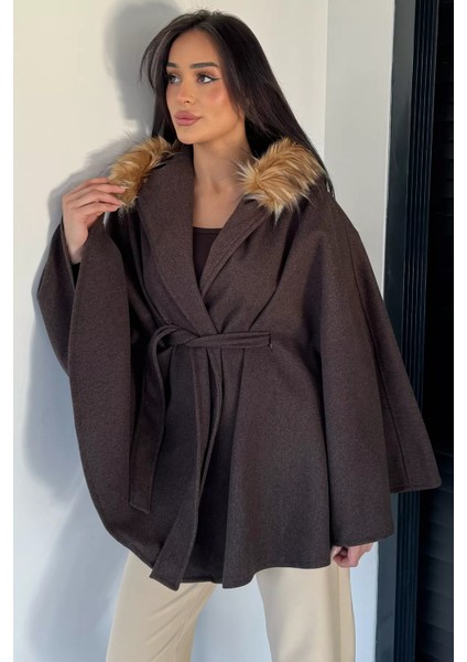Kadın Kapüşonu Kürklü Bel Bağlamalı Panço P-00018971