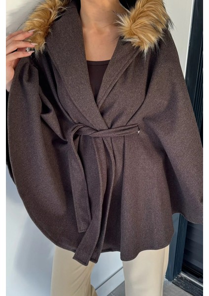 Kadın Kapüşonu Kürklü Bel Bağlamalı Panço P-00018971 fiyatları