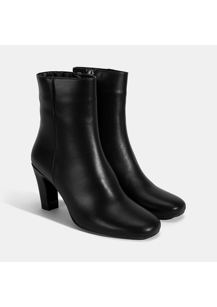 Kadın Siyah Topuklu Deri Bot