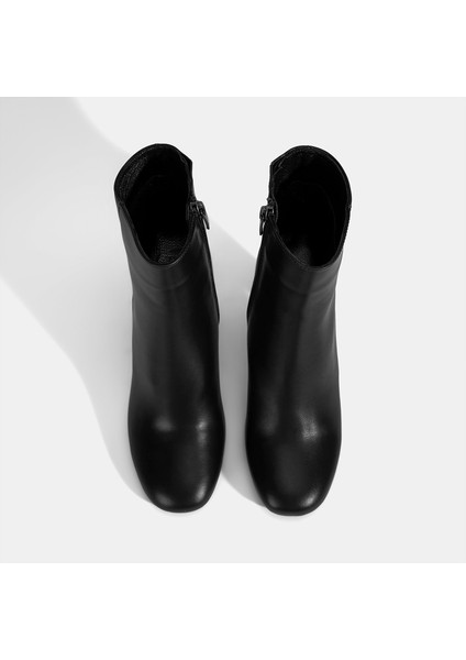 Kadın Siyah Topuklu Deri Bot