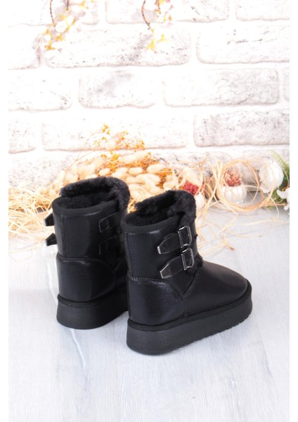 Nurela Simli Süet Içi Kürklü Tüy ve Toka Detaylı Anne Kız Kısa Kadın Bot indirimleri